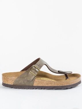 Birkenstock Gizeh T Strap
Golden Brown Sandals 
Leather size 39